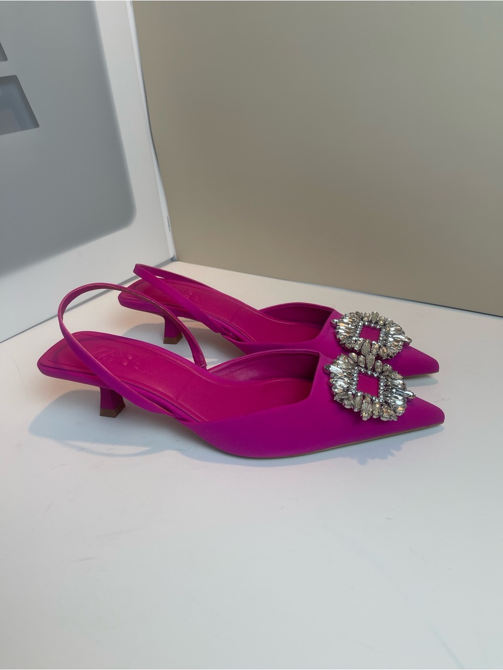 ZARA Pink Rhinestone Embellished Slingback Kitten Heels Pumps Size 39 / US 8 - Picture 2 of 13
